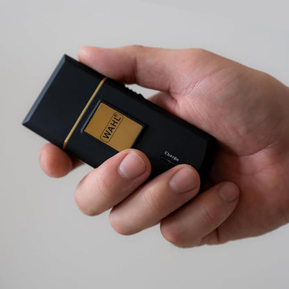 Wahl Travel Shaver Gold Edition Afeitadora eléctrica sin cable y recargable para hombre, óptimo para viajar, para cortar el pelo y la barba, compacta y portátil, Oro