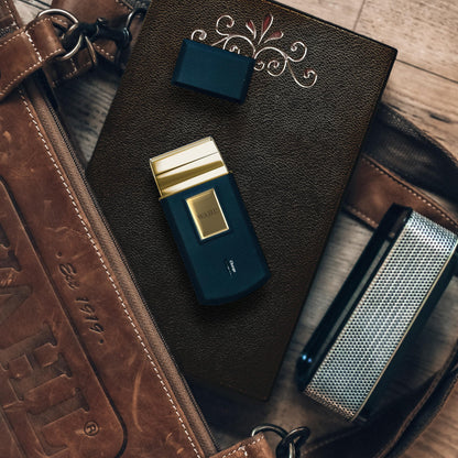 Wahl Travel Shaver Gold Edition Afeitadora eléctrica sin cable y recargable para hombre, óptimo para viajar, para cortar el pelo y la barba, compacta y portátil, Oro